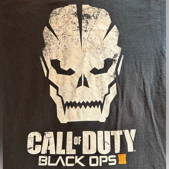 Call Of Duty Tee (Small - Used - Good Condition) 🕹️ - Picture 4 of 4